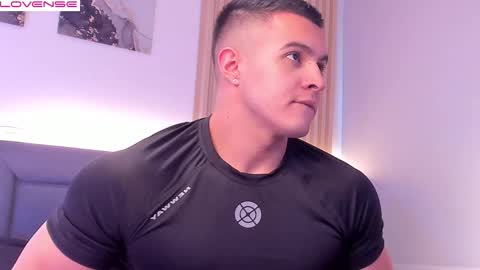 Snapshot of mason_bennet chatting on December 2025 07:55:01 PM Mason Bennet online show from December 2025 07:55:01 PM