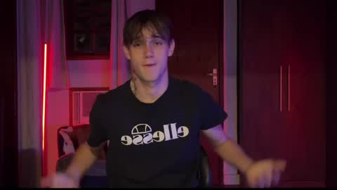 Snapshot of mason_gallagher chatting on April 2026 07:06:02 AM Mason online show from April 2026 07:06:02 AM