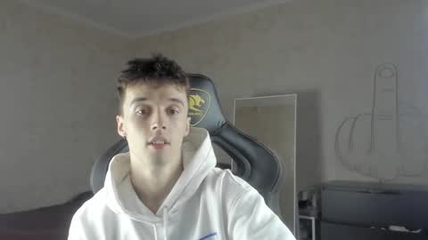 Snapshot of mason_warhol chatting on October 2025 04:03:02 PM Mason online show from October 2025 04:03:02 PM