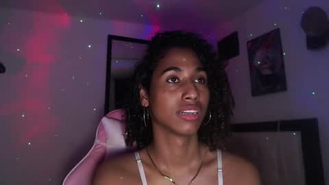 Snapshot of massielhot chatting on February 2025 05:47:01 AM massielhot online show from February 2025 05:47:01 AM