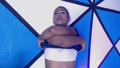 Snapshot of massielhot chatting on October 2025 06:49:02 PM massielhot online show from October 2025 06:49:02 PM