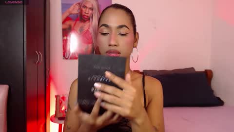 Snapshot of massielhot chatting on December 2025 12:12:02 PM massielhot online show from December 2025 12:12:02 PM