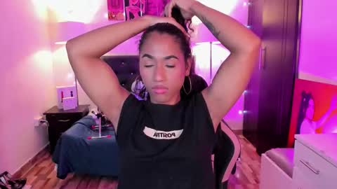 Snapshot of massielhot chatting on January 2026 06:12:02 PM massielhot online show from January 2026 06:12:02 PM