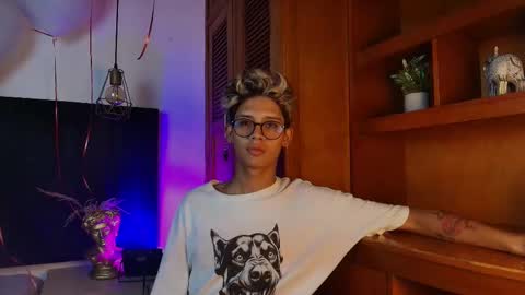 Snapshot of massimo_alessandro chatting on September 2025 04:46:02 AM   online show from September 2025 04:46:02 AM