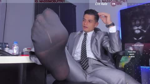 Snapshot of massimo_g chatting on February 2025 10:06:02 PM I am Massimo online show from February 2025 10:06:02 PM