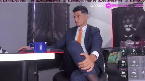 Snapshot of massimo_g chatting on October 2025 02:14:01 PM I am Massimo online show from October 2025 02:14:01 PM