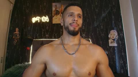 massimo_greco2 online show from February 2026 10:14:02 PM