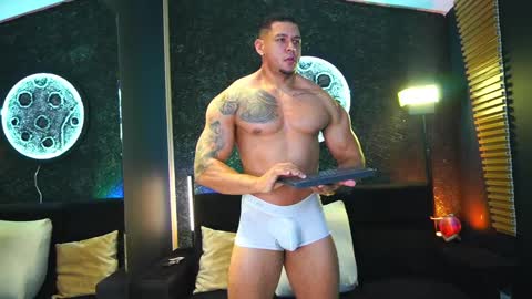 massimowalton2 online show from March 2025 12:53:02 PM