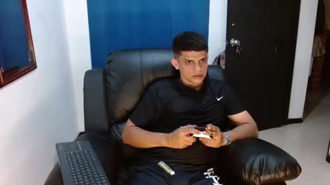 master melo online show from November 2025 01:37:01 AM