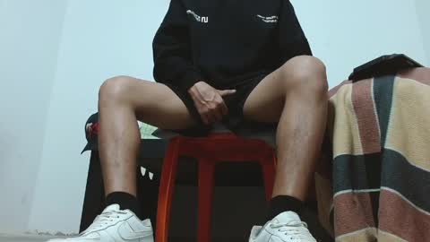 Snapshot of master_pig_ chatting on April 2026 04:46:01 AM MASTER ALPHA online show from April 2026 04:46:01 AM