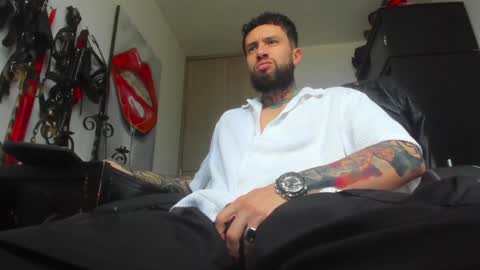 steven  online show from December 2024 10:34:02 PM