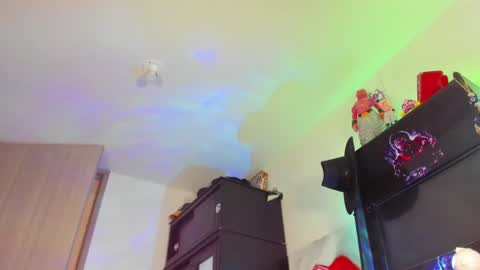 steven  online show from February 2025 01:21:02 AM