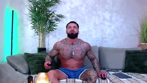 masterkingofmuscle online show from April 2026 10:00:02 PM