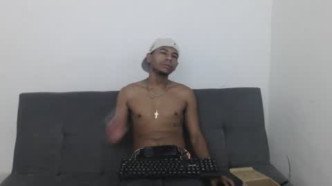 Snapshot of masters_latins chatting on July 2026 02:21:02 PM masters_latins online show from July 2026 02:21:02 PM