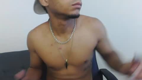 Snapshot of masters_latins chatting on July 2026 03:08:02 PM masters_latins online show from July 2026 03:08:02 PM