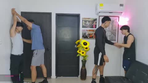 Snapshot of masters_sexx chatting on June 2026 11:16:01 AM Team Cris Darwin- Fernando- Stiven- David online show from June 2026 11:16:01 AM