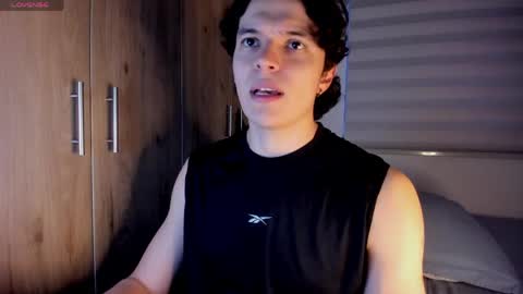 mastrangelo_x online show from April 2026 11:07:01 PM