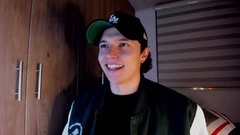 mastrangelo_x online show from July 2026 02:40:01 AM