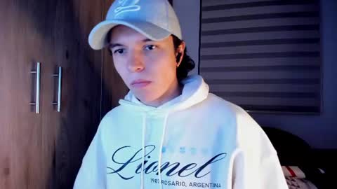 mastrangelo_x online show from July 2026 04:21:02 AM