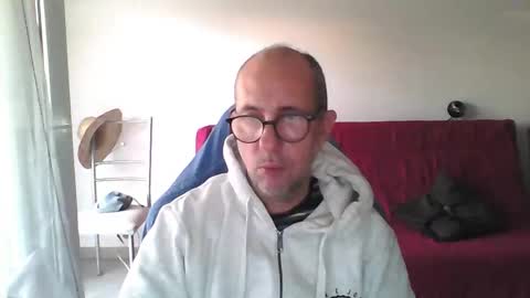 mat11efou online show from September 2025 07:47:01 AM