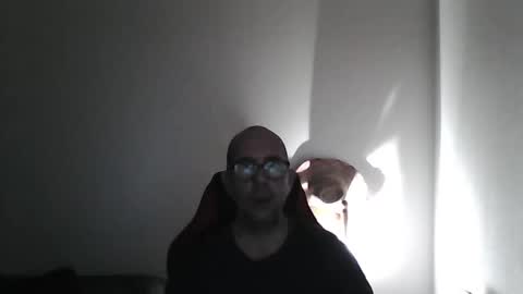 mat11efou online show from April 2026 02:00:02 AM