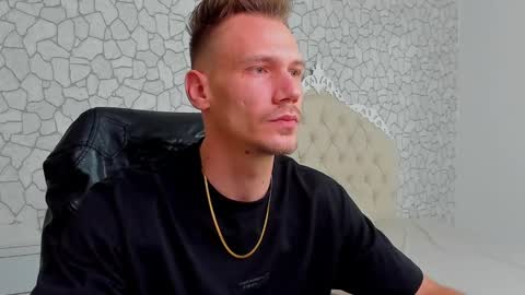 MateoBenjamin online show from December 2024 03:47:01 PM