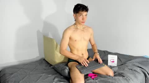 Mateo Santiago online show from February 2025 09:13:02 AM