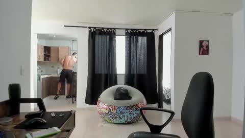 Matheus     online show from February 2026 03:53:02 PM