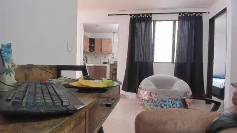 Snapshot of matheusbeard2 chatting on May 2026 03:50:02 PM Matheus online show from May 2026 03:50:02 PM