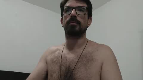 Matheus Mogi online show from November 2025 05:08:01 PM