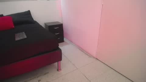 Snapshot of mathews_04 chatting on April 2026 11:44:01 AM mathews online show from April 2026 11:44:01 AM