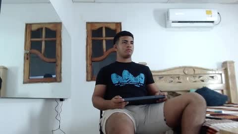 mathews__ online show from November 2025 03:06:01 AM