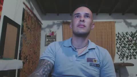 esneider online show from December 2024 03:30:01 AM