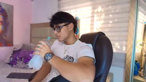 Snapshot of mathias_oberlin chatting on March 2026 07:46:02 PM MATHIAS online show from March 2026 07:46:02 PM