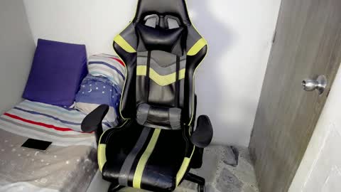 Snapshot of mathiass_twinkk_ chatting on March 2026 08:24:01 PM MATHIAS online show from March 2026 08:24:01 PM