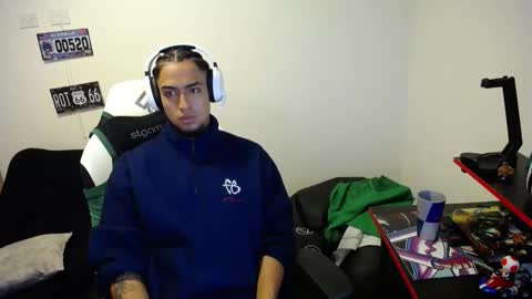 Snapshot of matias_bianco01 chatting on November 2025 06:13:01 AM matias online show from November 2025 06:13:01 AM