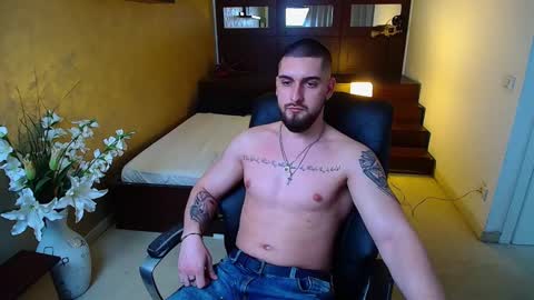 Snapshot of matiasdean chatting on March 2025 08:48:02 AM MatiasDean online show from March 2025 08:48:02 AM