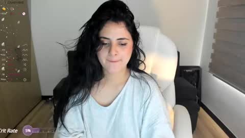 Snapshot of matilda_sweet18 chatting on December 2024 05:01:02 PM Lucia online show from December 2024 05:01:02 PM