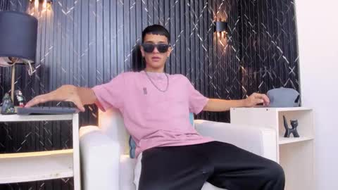 Matt Ruso online show from November 2025 04:24:02 AM