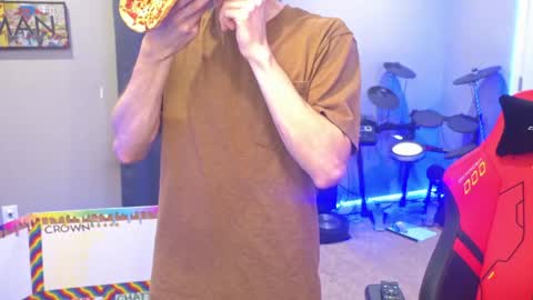 Snapshot of mattcashxxx chatting on June 2026 01:09:01 AM Matt Cash online show from June 2026 01:09:01 AM