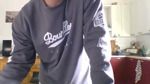 matteushh87 online show from February 2025 10:49:02 AM