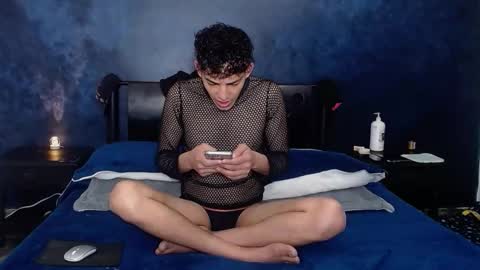 Snapshot of matthew_hawk19 chatting on February 2026 12:23:02 PM matthew_hawk19 online show from February 2026 12:23:02 PM
