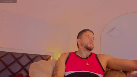 Snapshot of matthew_lennox_ chatting on April 2026 07:08:02 PM Matthew online show from April 2026 07:08:02 PM