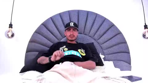 Snapshot of matthewcullenn chatting on November 2025 06:54:01 PM Matthew online show from November 2025 06:54:01 PM