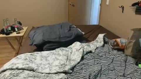 MH online show from September 2025 09:15:01 PM