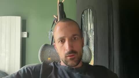 Snapshot of matthias24 chatting on May 2026 03:41:02 PM M online show from May 2026 03:41:02 PM