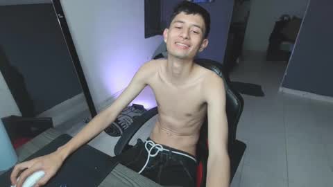 mattias     online show from February 2025 06:09:01 AM