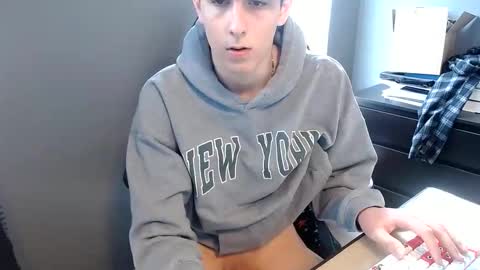 mattia online show from April 2026 03:20:02 PM