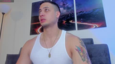 mattsaill_ online show from January 2025 01:26:01 PM