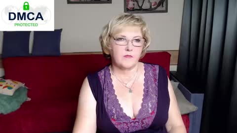 Lana online show from October 2025 03:11:02 PM